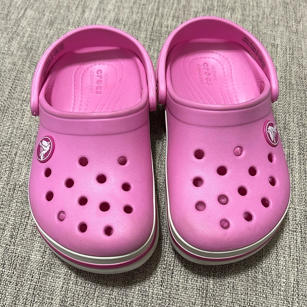 Crocs pink toddler girls size 8c